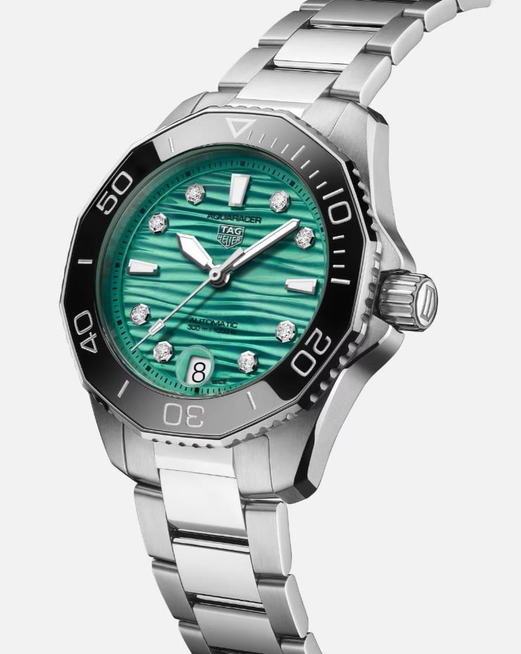 TAG HEUER AQUARACER PROFESSIONAL 300