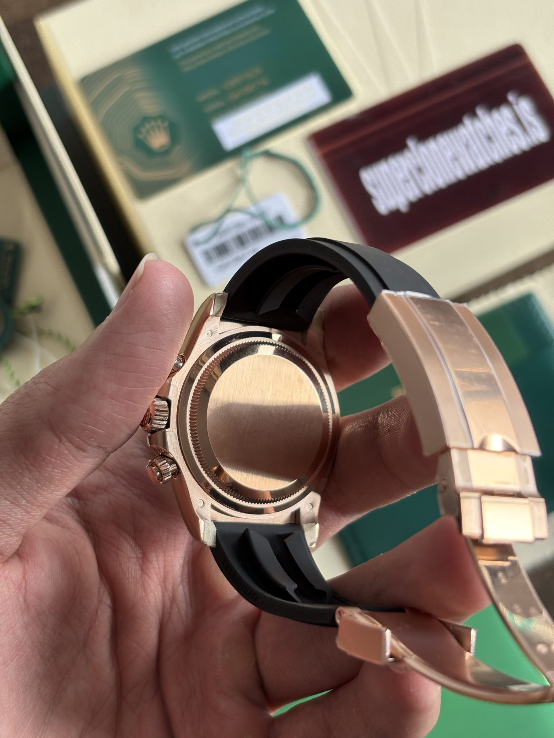 Rolex Daytona Rose Gold Oysterflex Black Dial Best Super clone