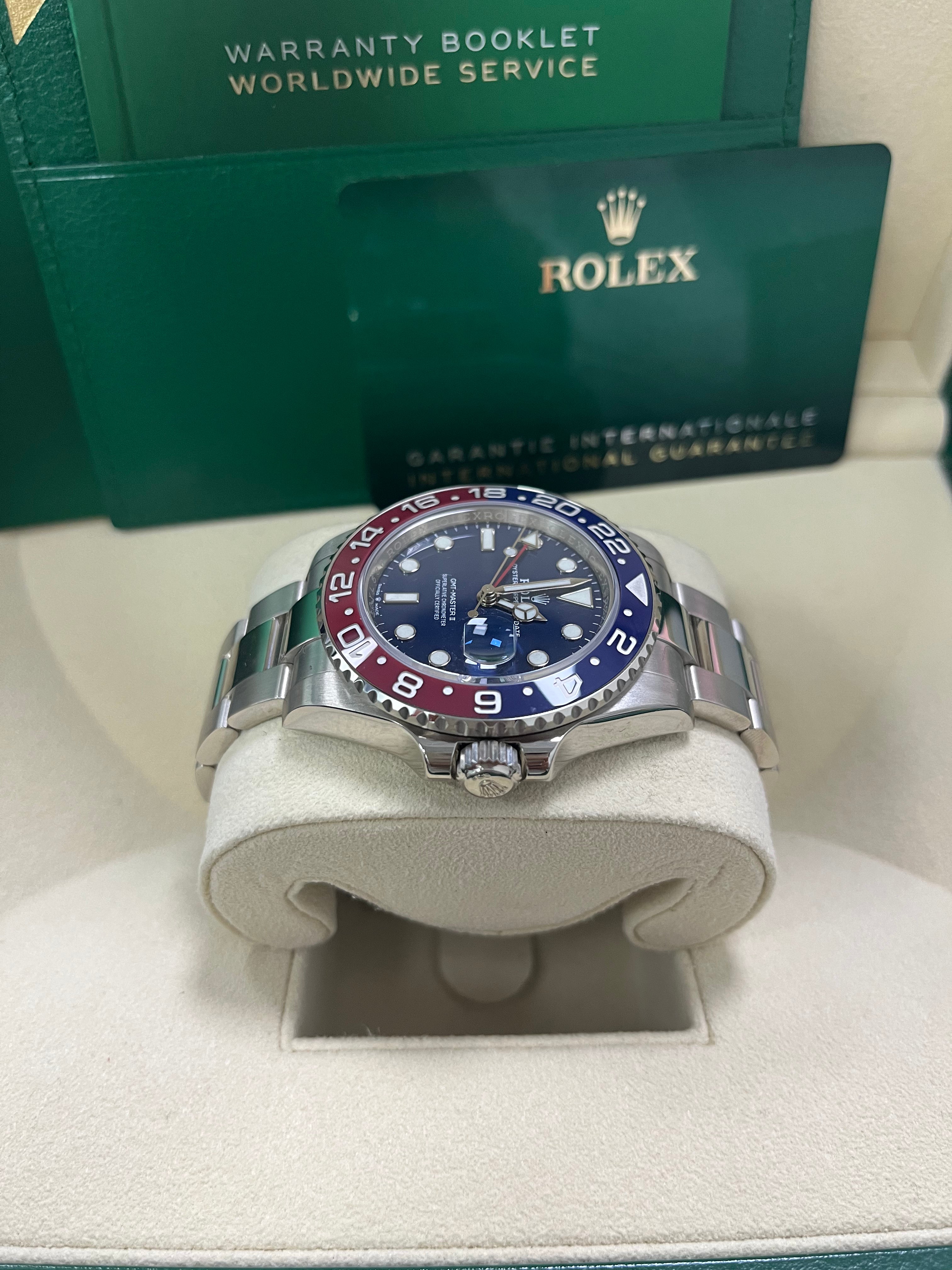 Rolex GMT-Master II - 40mm White Gold Pepsi - Blue Dial - Oyster Bracelet (Ref#126719BLRO)