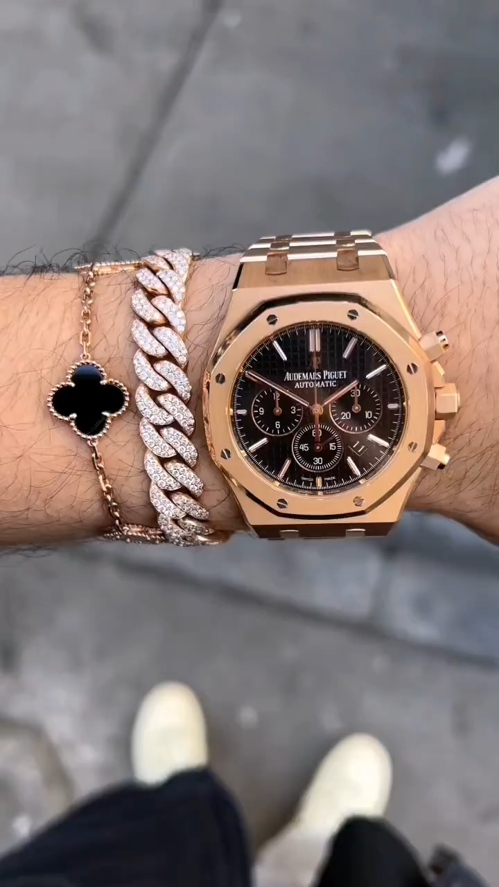 Audemars Piguet Royal Oak Chronograph 26320OR.OO.D002CR.01 Replica