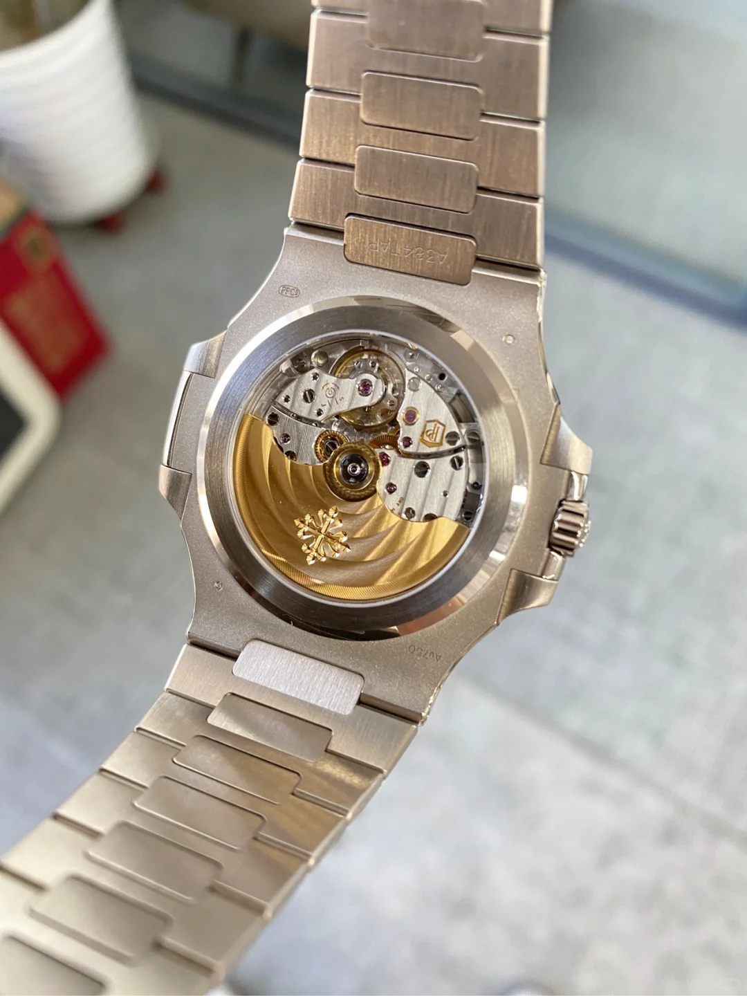 Patek Philippe 5811/1G-001 Replica