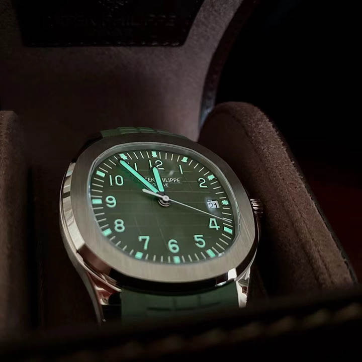 5168G-010- Patek Philippe AQUANAUT