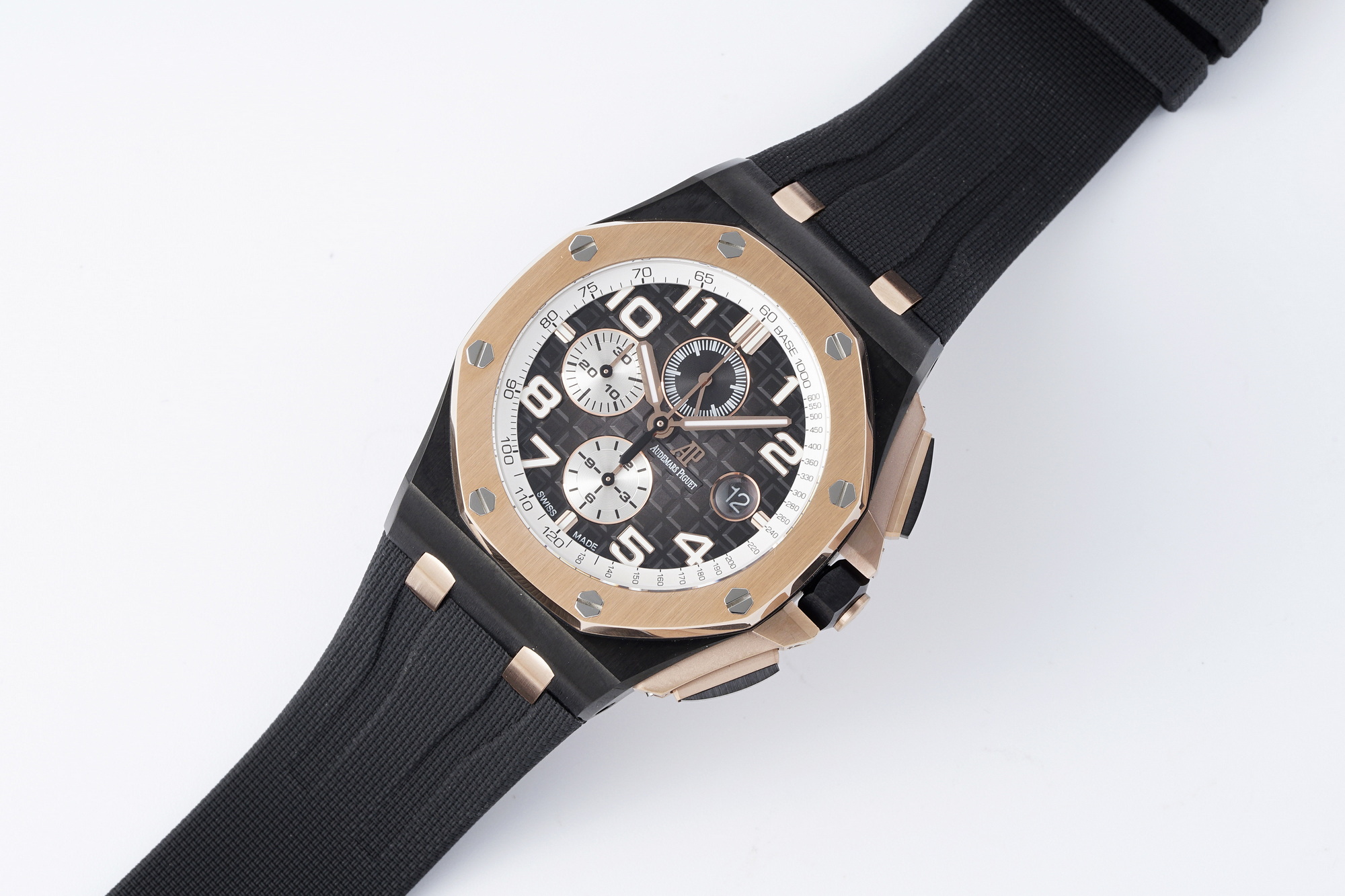 Audemars Piguet Royal Oak Offshore 44 mm, Grey Ref. 26405NR.OO.A002CA.01