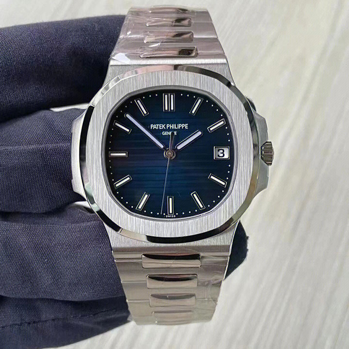 5811/1G-001- Patek Philippe NAUTILUS