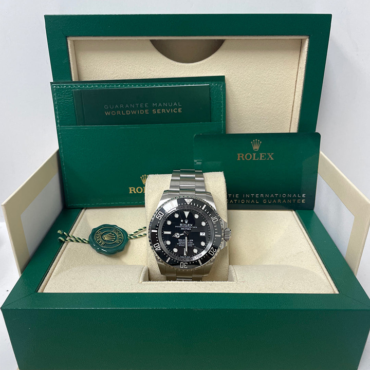 Rolex Sea-Dweller 44mm m126660-0001