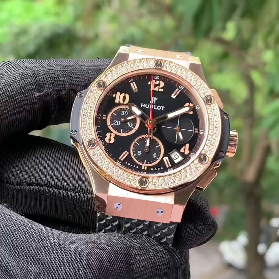 Hublot With Diamond Replica