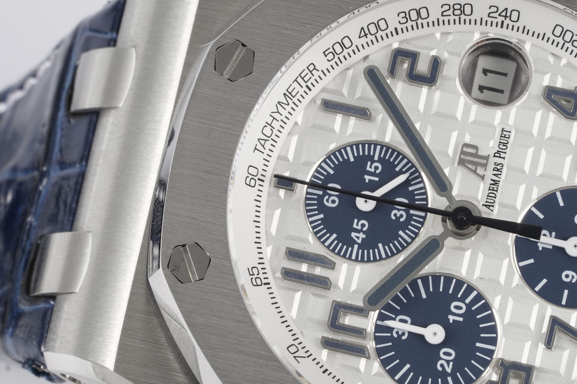 Audemars Piguet Royal Oak Offshore 42 mm, White Ref. 26170ST.OO.D305CR.01