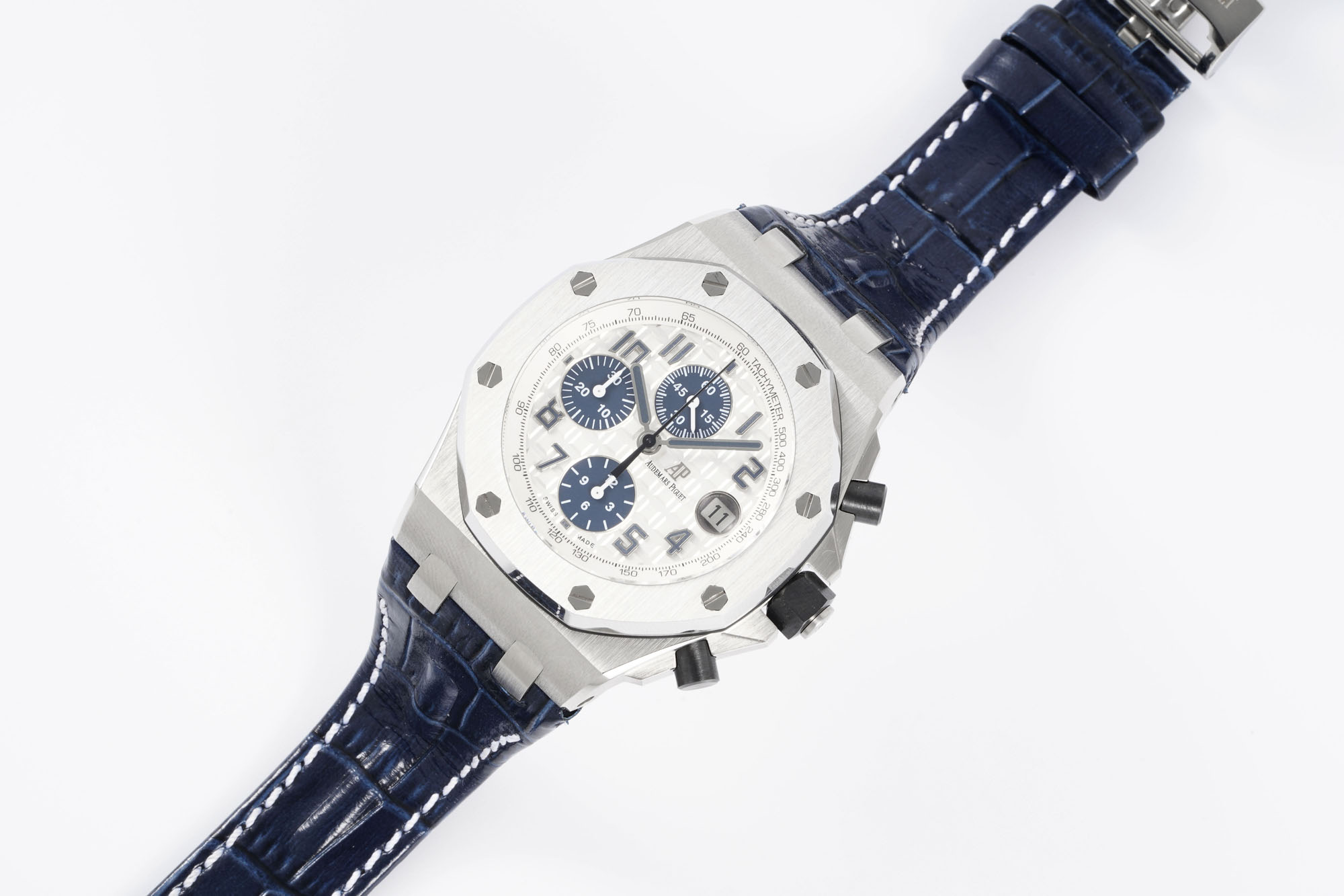 Audemars Piguet Royal Oak Offshore 42 mm, White Ref. 26170ST.OO.D305CR.01