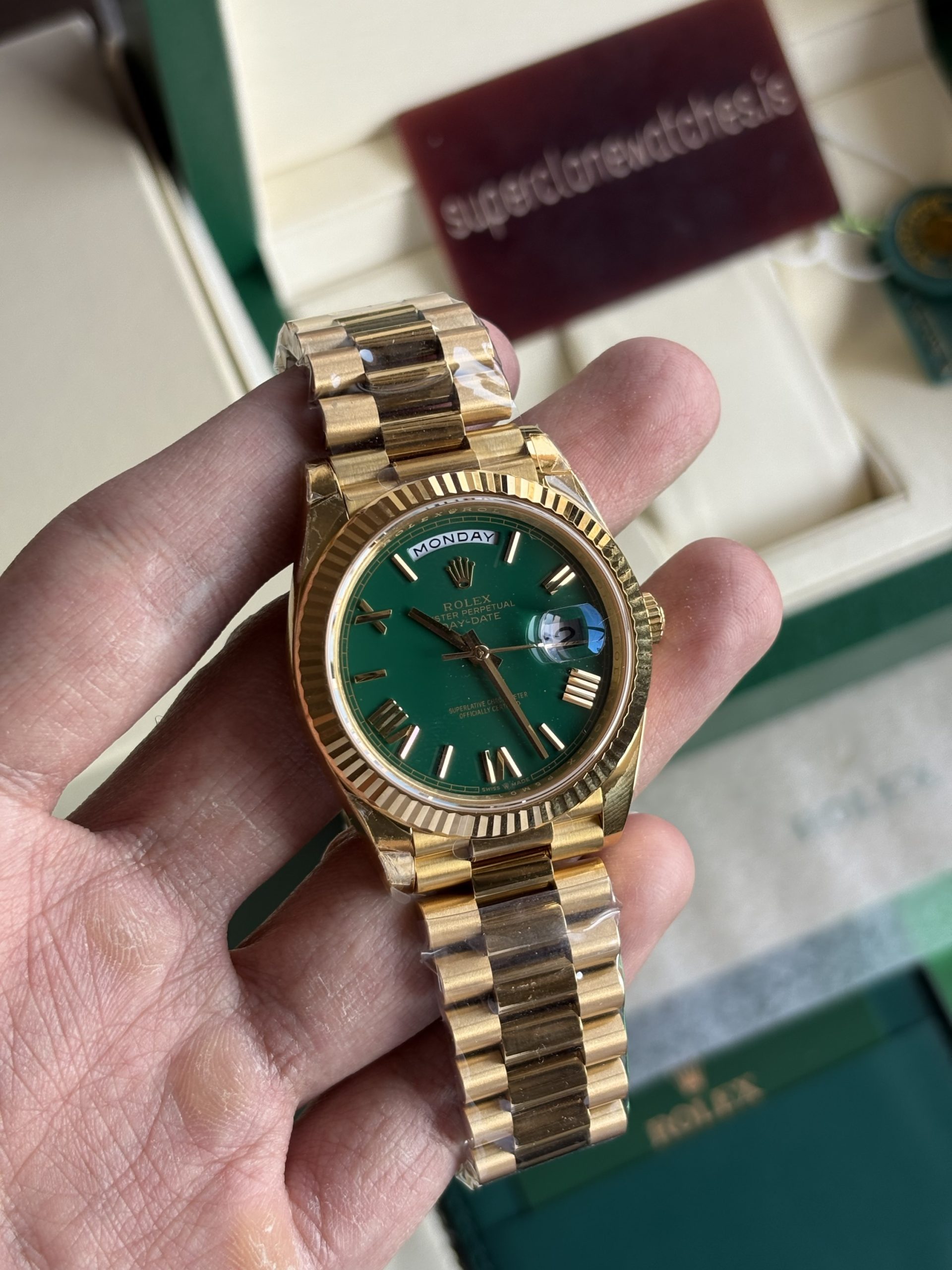 DAY-DATE PRESIDENTIAL YELLOW GOLD GREEN DIAL CLONE ROLEX WATCH
