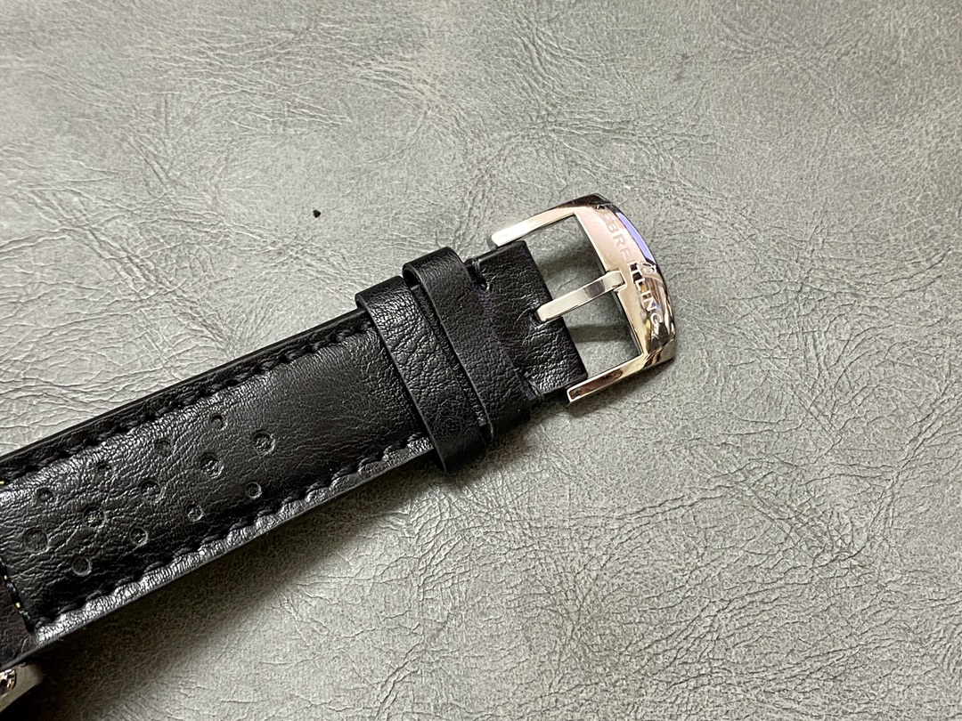 BREITLING TOP TIME TRIUMPH A23311121C1X1