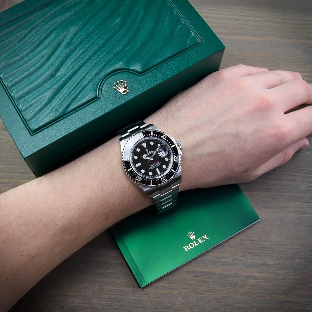 Rolex Sea-Dweller Silver Black Dial 43mm m126600-0001