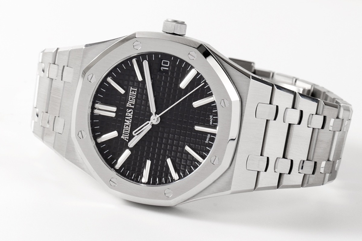 Audemars Piguet Royal Oak 50th Anniversary 41 mm, Black Ref. 15510ST.OO.1320ST.02