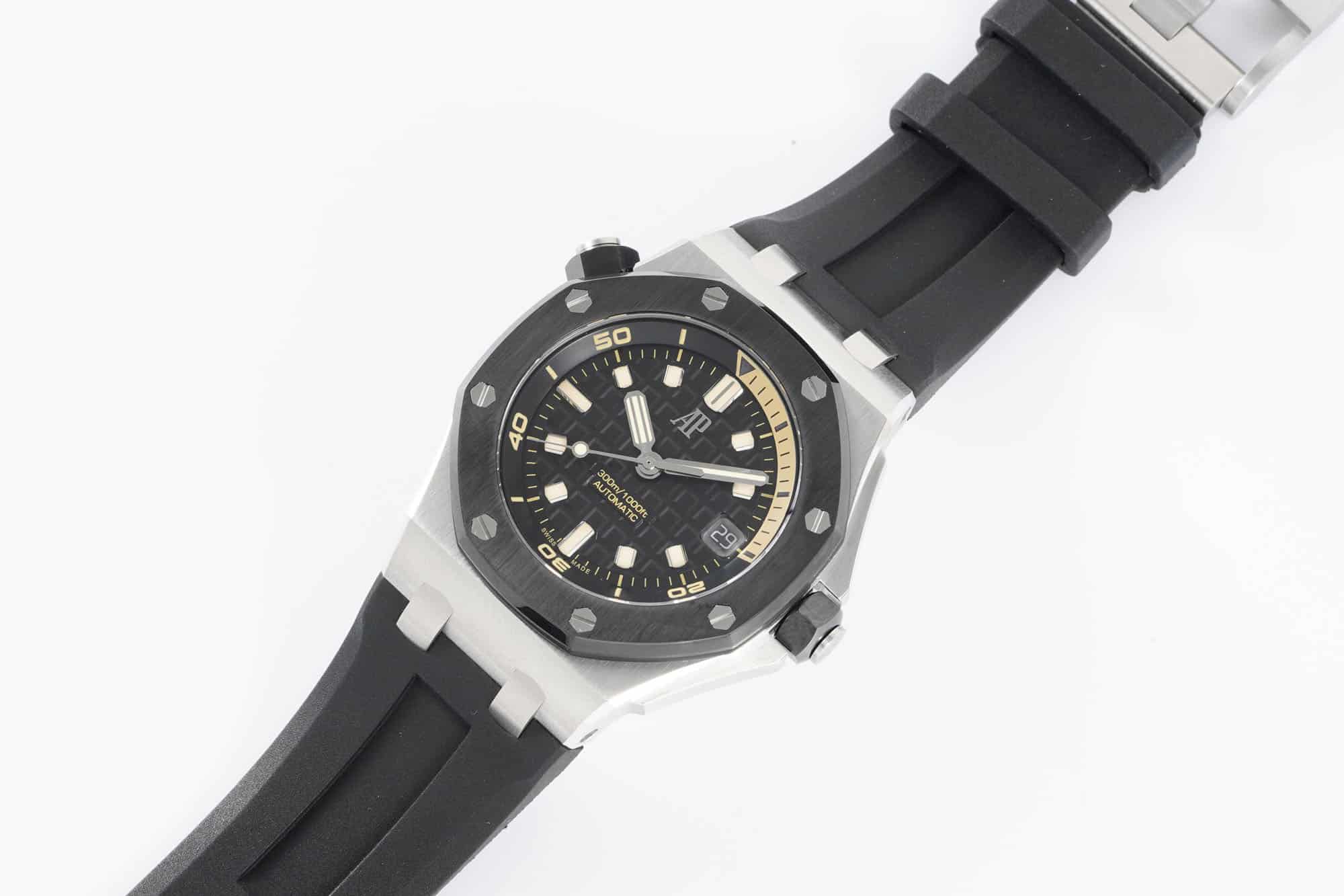 Audemars Piguet Royal Oak Offshore Diver 42 mm, Black Ref. 15720CN.OO.A002CA.01