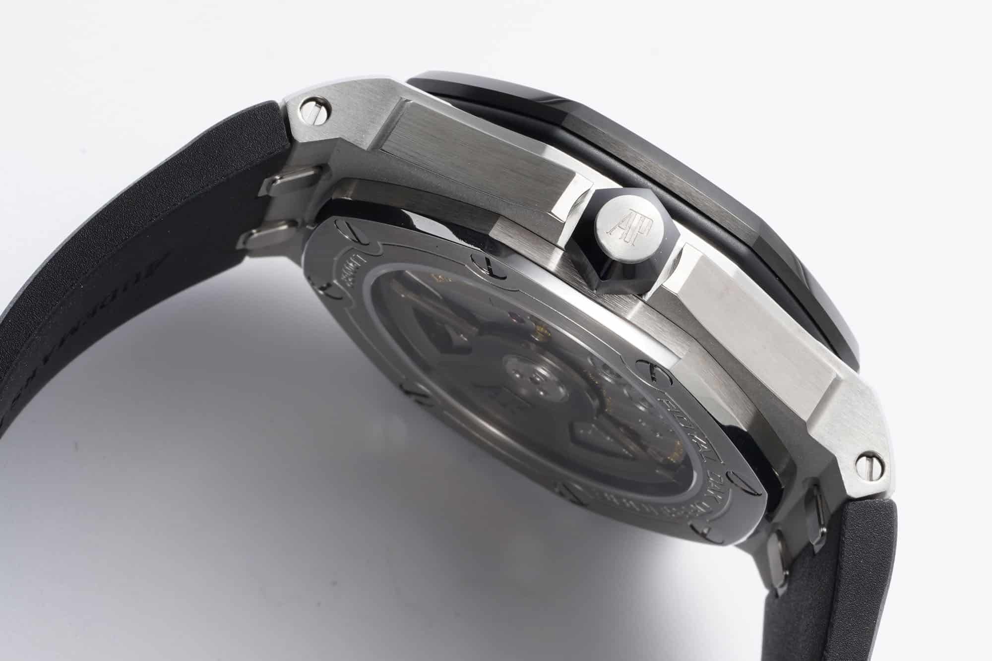 Audemars Piguet Royal Oak Offshore Diver 42 mm, Black Ref. 15720CN.OO.A002CA.01