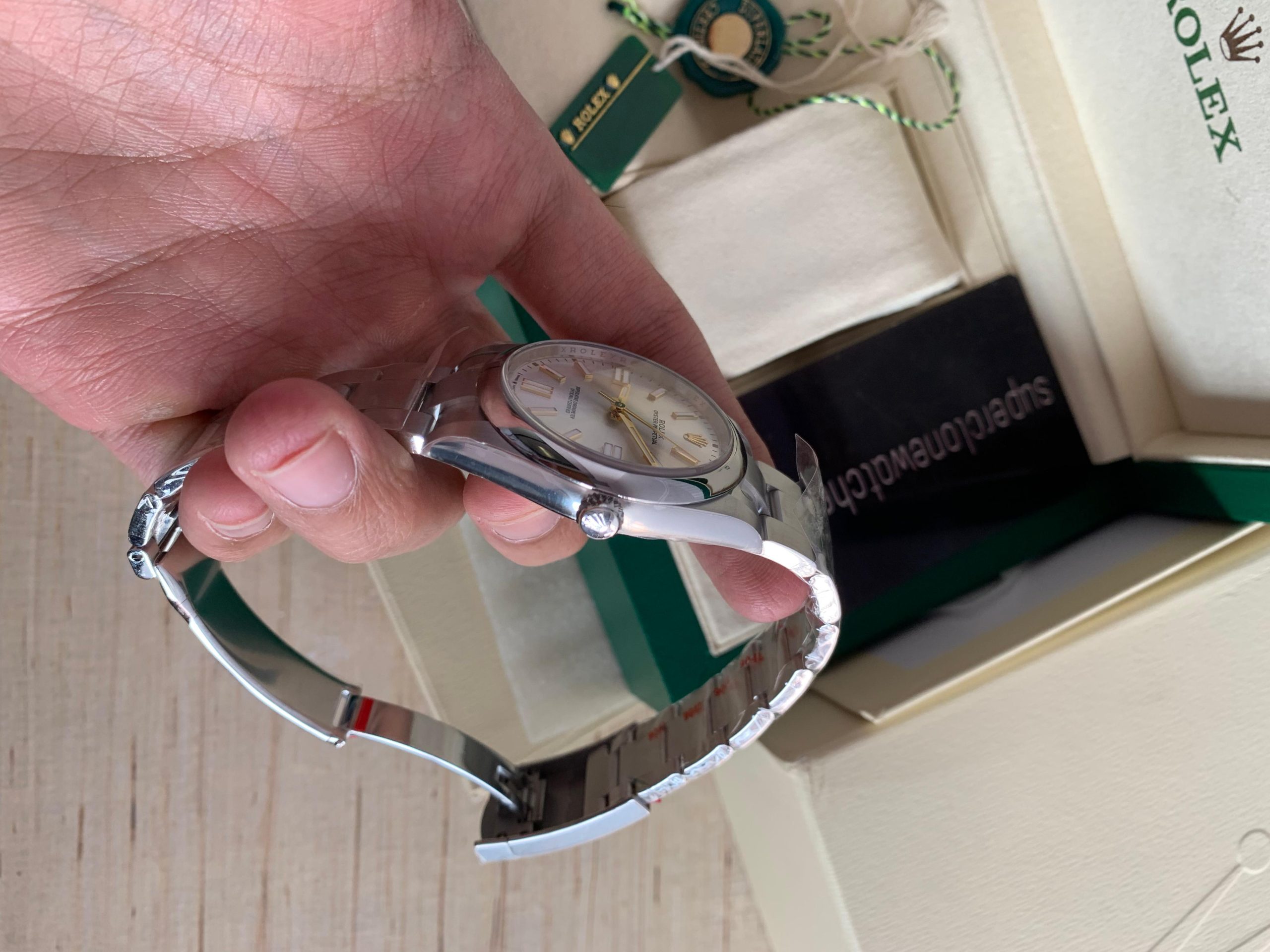 Rolex Oyster Perpetual 41mm Silver Dial 3230 Clone Movement 904L Stainless Steel