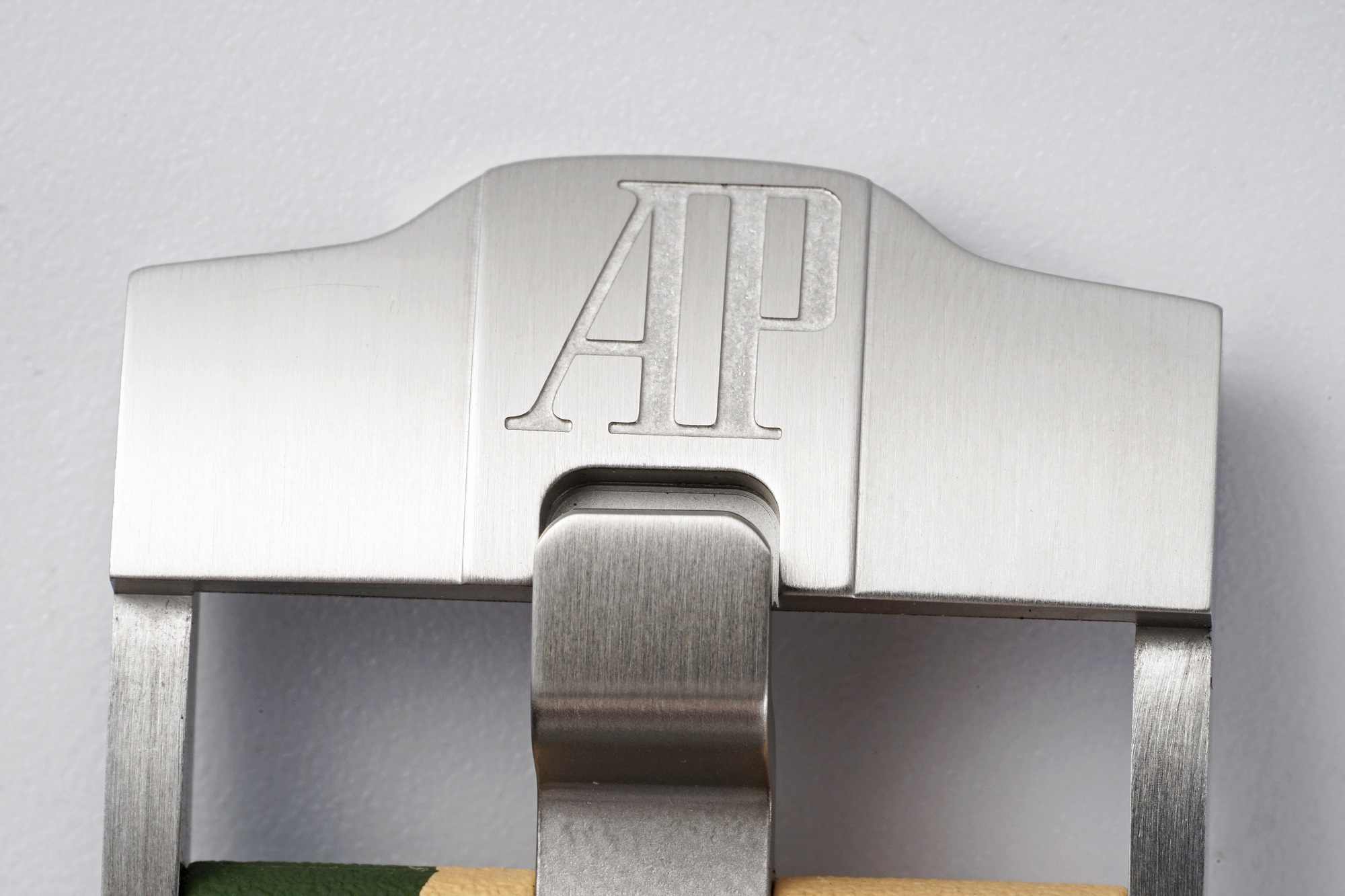 Audemars Piguet Royal Oak Offshore 44 mm, Champagne Ref. 26400SO.OO.A054CA.01