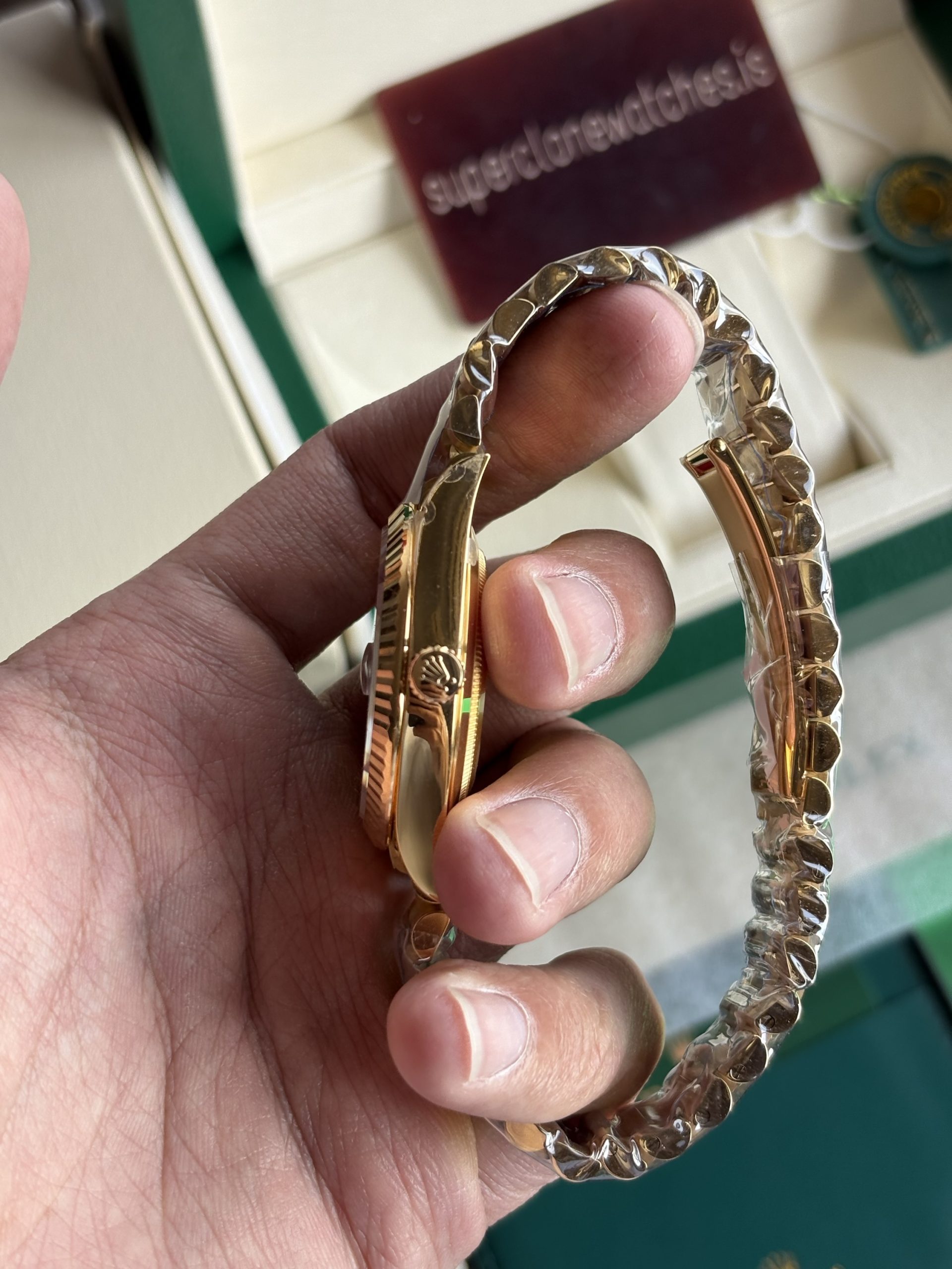 DAY-DATE PRESIDENTIAL YELLOW GOLD GREEN DIAL CLONE ROLEX WATCH