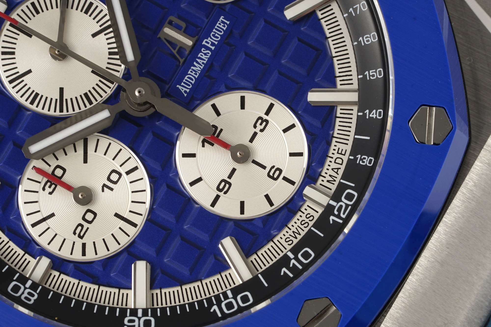 Audemars Piguet Royal Oak Offshore 44 mm, Blue Ref. 26400SO.OO.A335CA.01