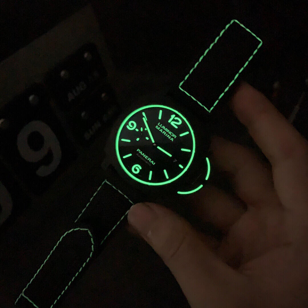 Panerai Luminor Marina Carbotech™ - 44mm PAM01118