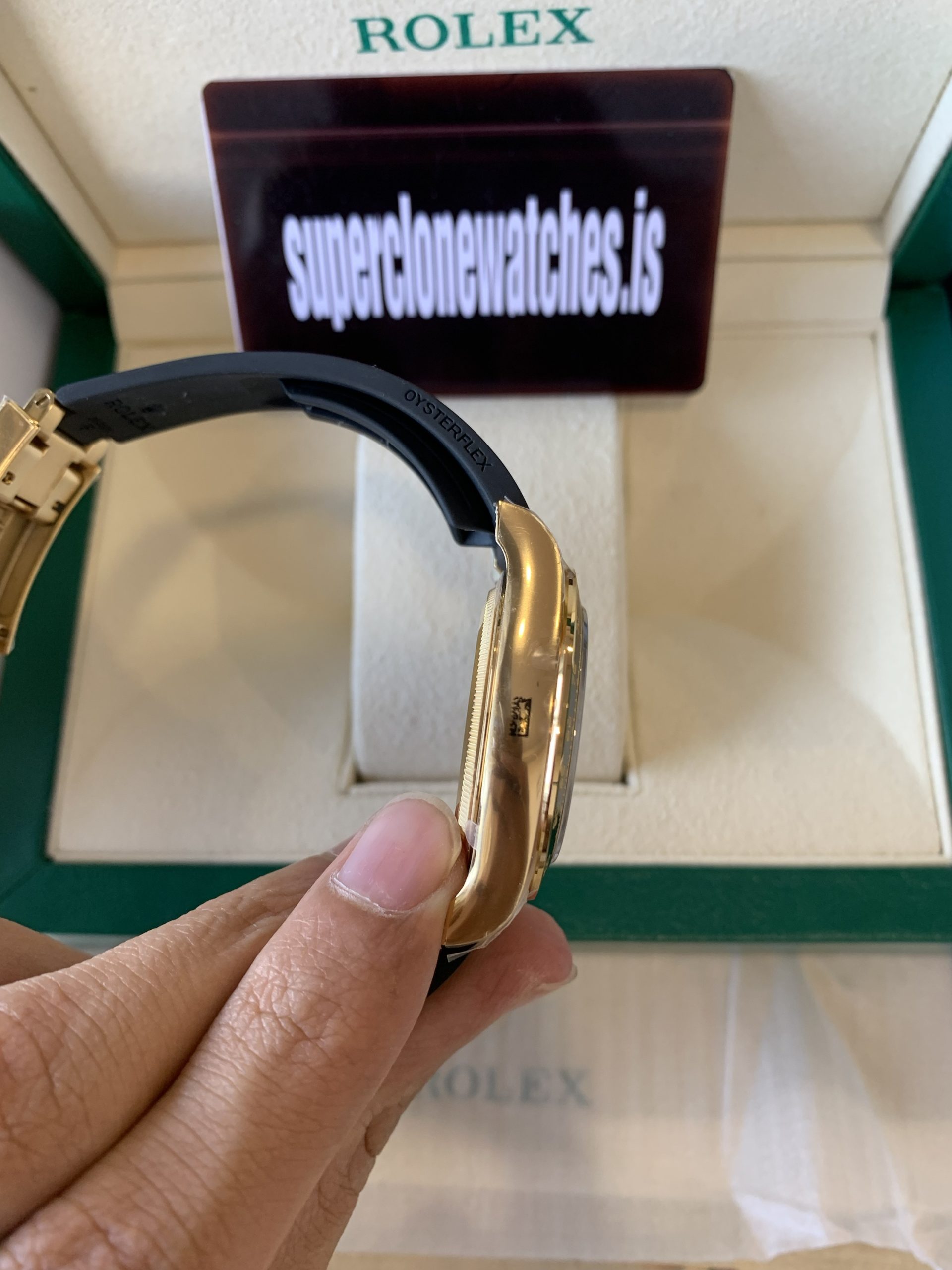 Rolex Daytona Pikachu Oysterflex Yellow Gold Replica Ref126518