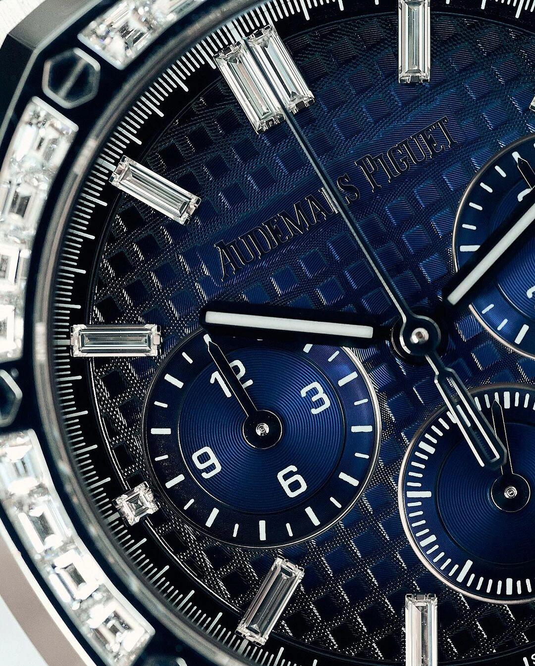 Audemars Piguet Royal Oak Chronograph 38mm White Gold Diamon Baguette Bezel 26715BC.ZZ.1356BC.01