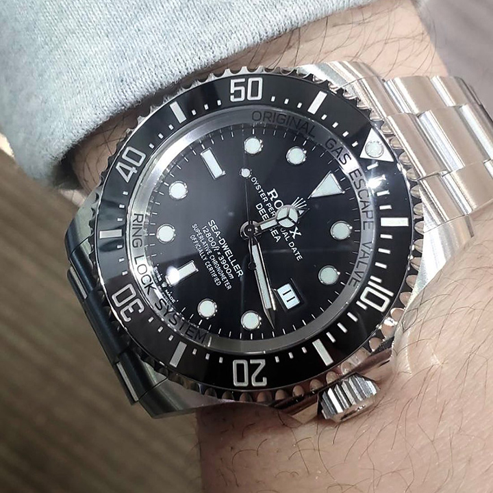 Rolex Sea-Dweller 44mm m126660-0001