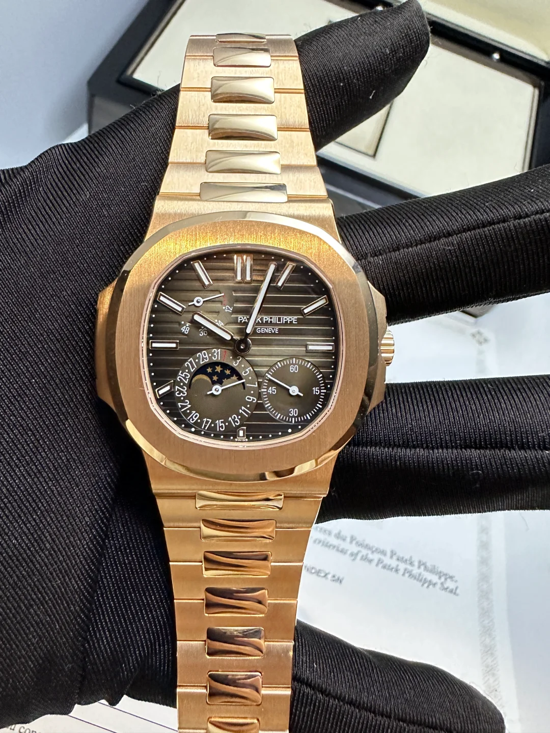 Patek Philippe Nautilus 5712/1R Rose Replica