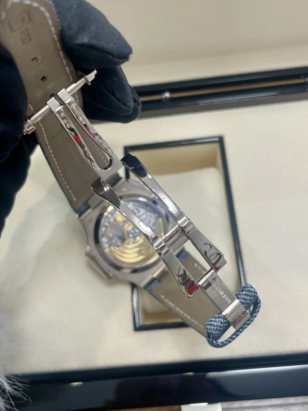 Patek Philippe Nautilus 5980/60G - Nautilus Self-winding