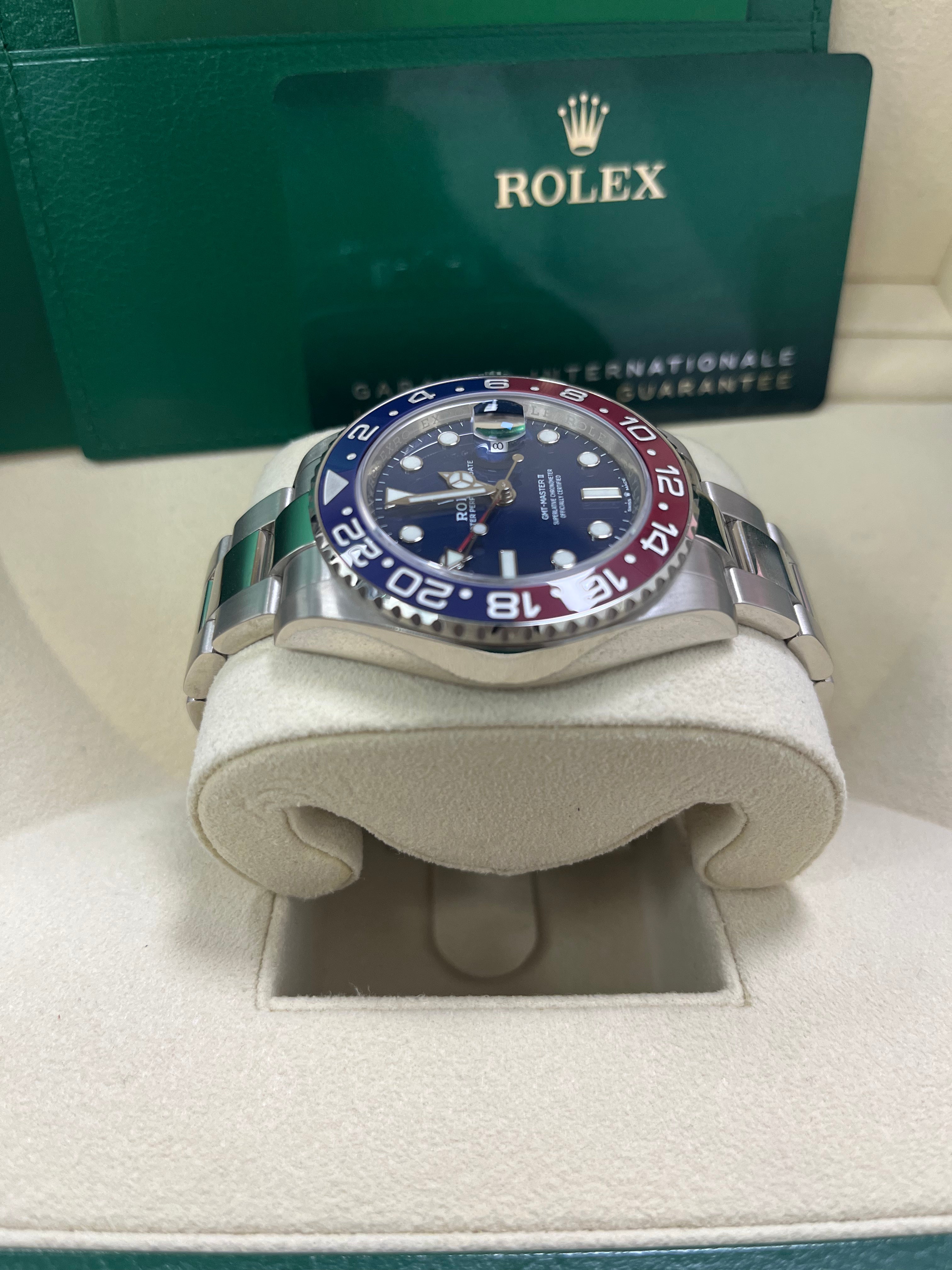 Rolex GMT-Master II - 40mm White Gold Pepsi - Blue Dial - Oyster Bracelet (Ref#126719BLRO)