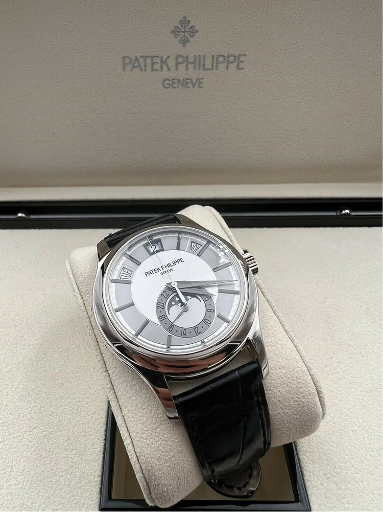 Patek Philippe Complications 40mm 5205G-001