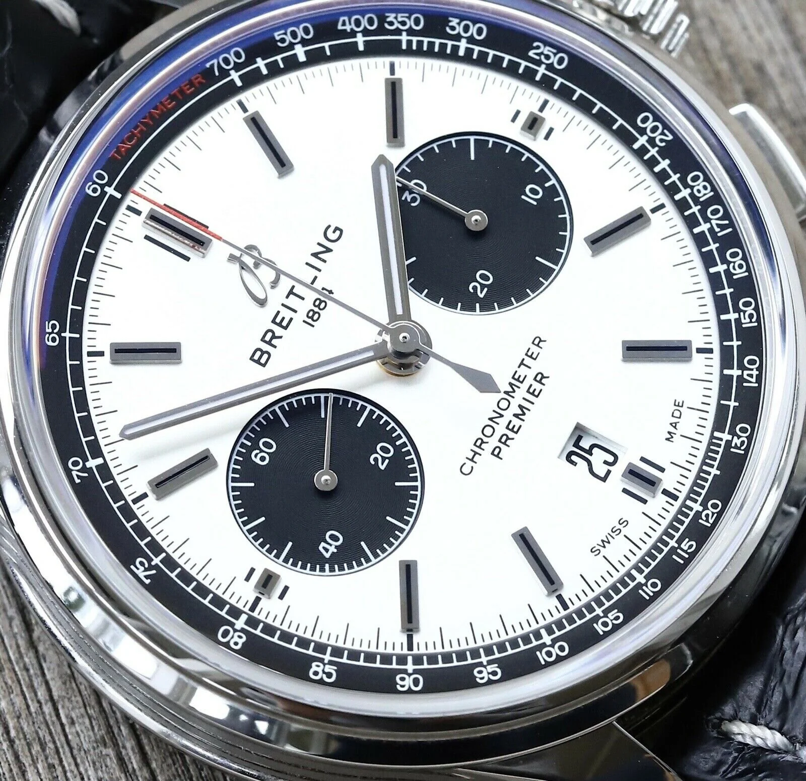 Breitling Premier Chronograph 42 Replica AB0118221G1P1