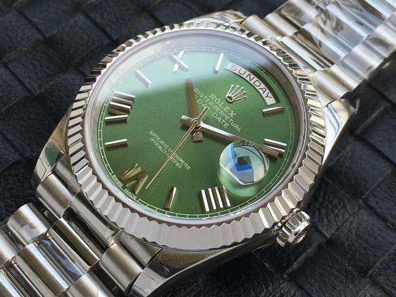 Swiss 1:1 Replica Rolex Day-Date 40 White Gold Olive Green Dial Ref.228239