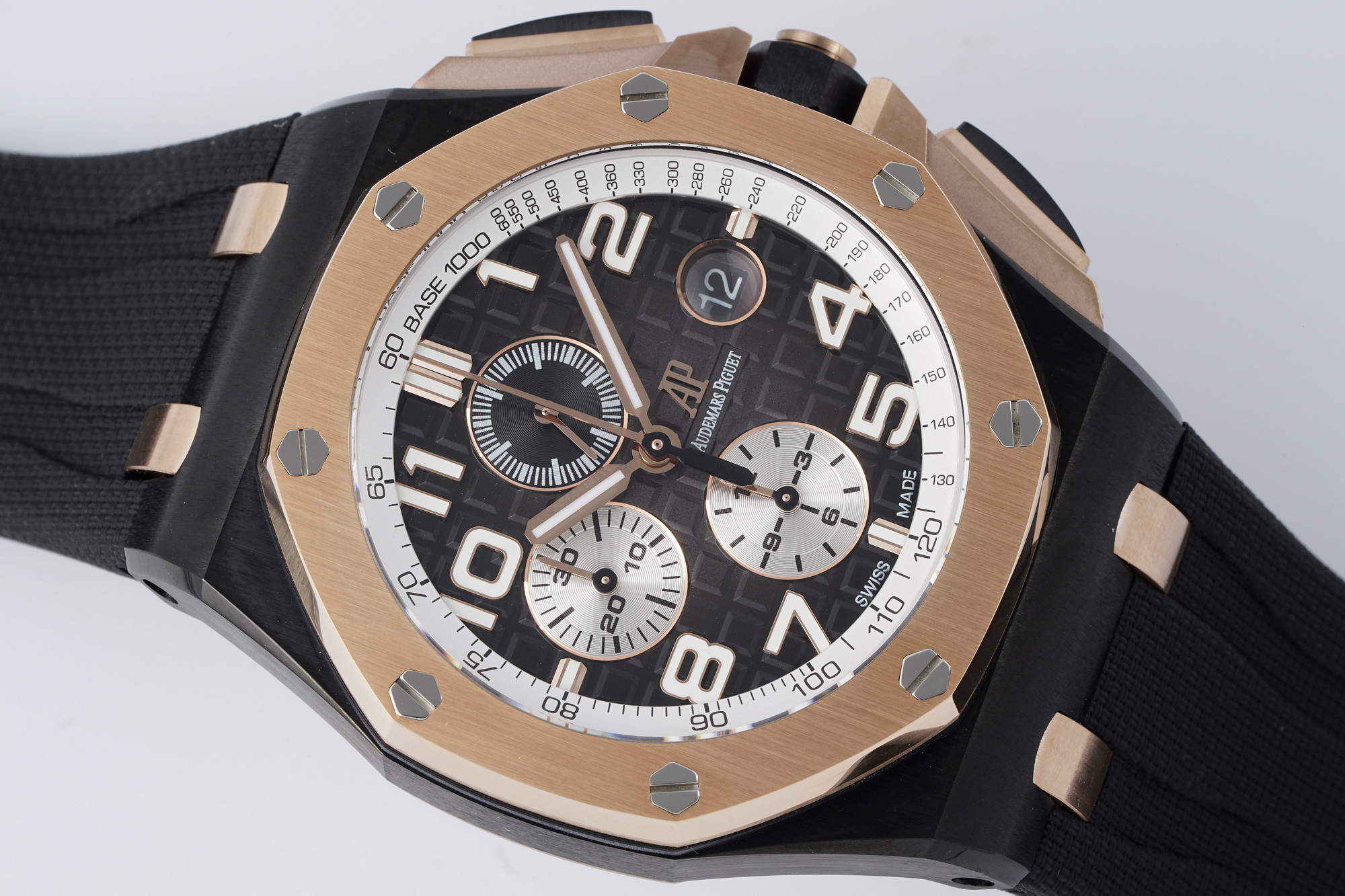 Audemars Piguet Royal Oak Offshore 44 mm, Grey Ref. 26405NR.OO.A002CA.01