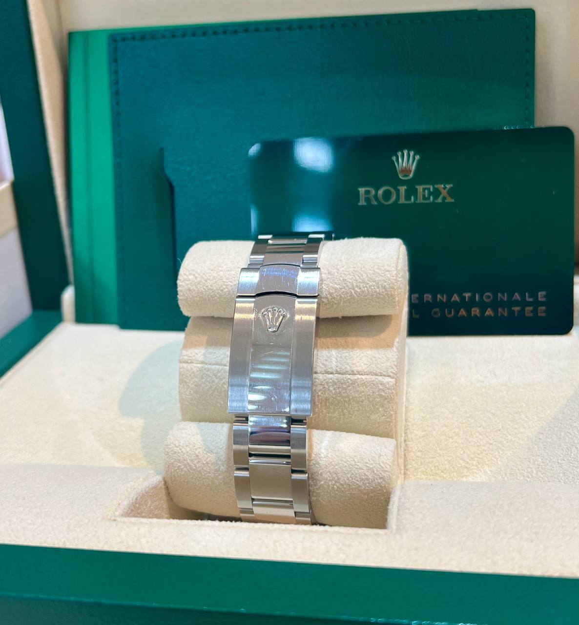 Rolex Datejust m126334-0032 Watch