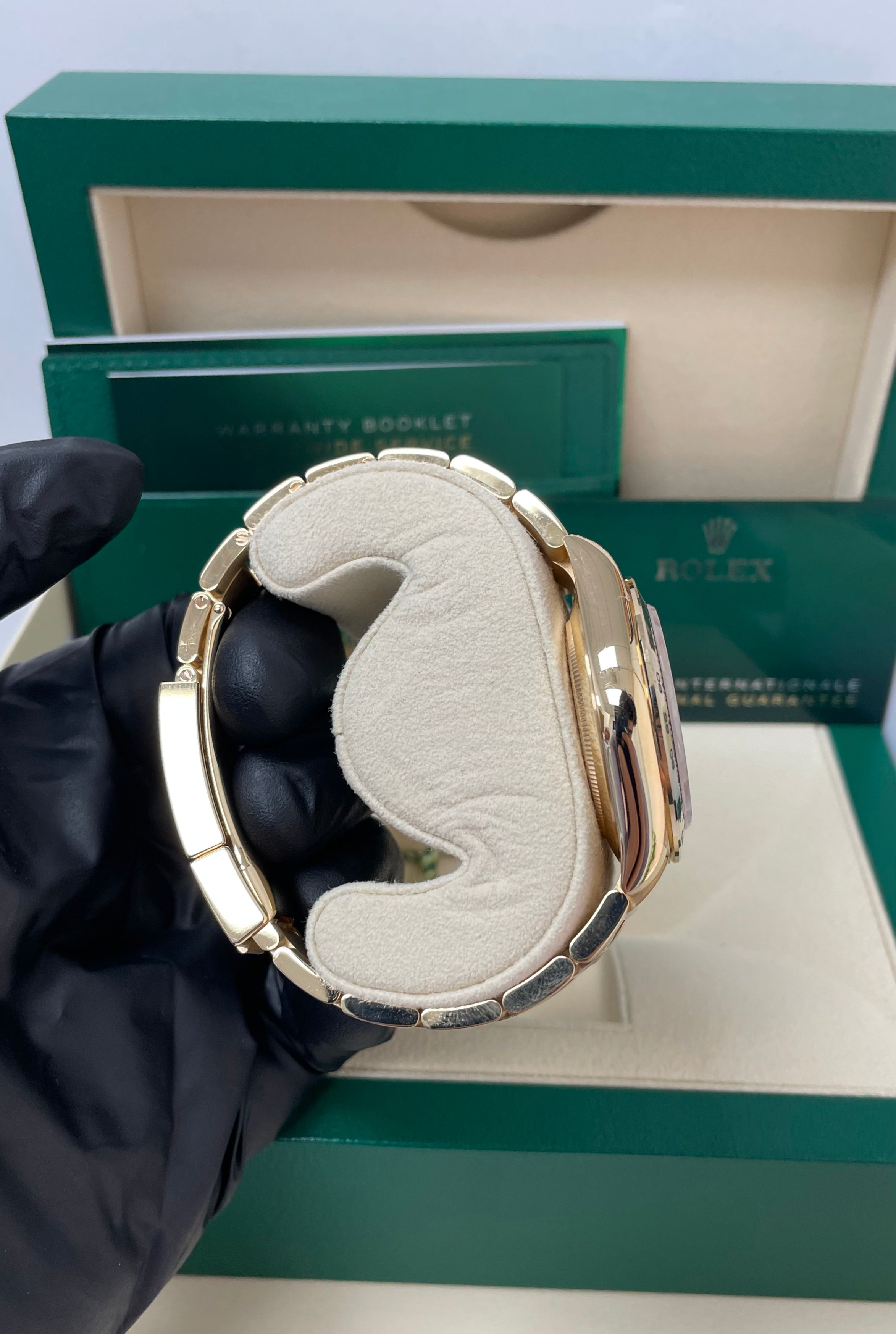 Rolex Yellow Gold Cosmograph Daytona 40 Watch - White Index Dial (Ref # 116508)