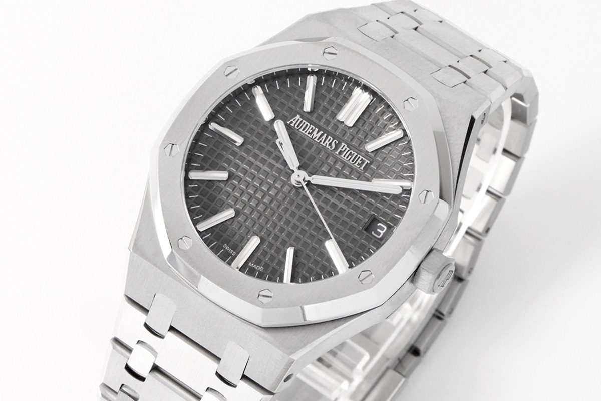 Audemars Piguet Royal Oak 50th Anniversary 41 mm, Gray Ref. 15510ST.OO.1320ST.05