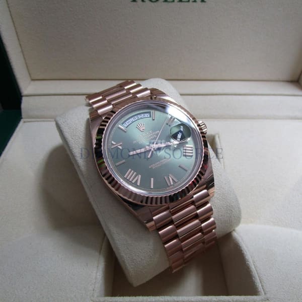 Rolex Day-Date 40 Presidential Olive Green Dial 18kt Rose Gold Men's Watch 228235-0025