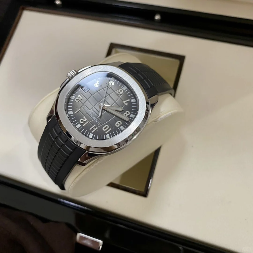 Patek Philippe Aquanaut 5167A-001 Replica