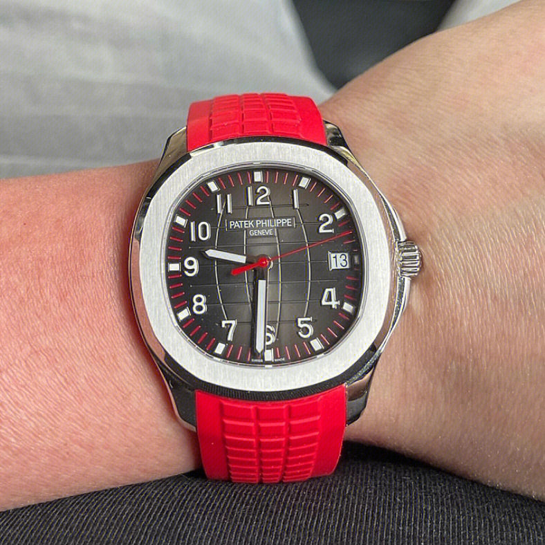 5167A-012-Patek Philippe AQUANAUT