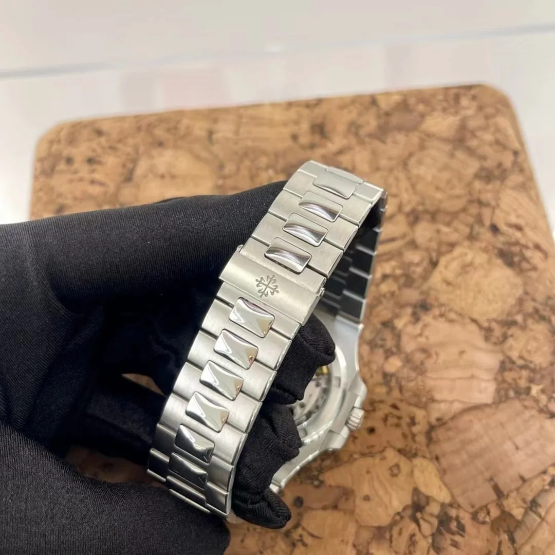 Patek Philippe Nautilus Platinum Blue 5711/1P-011 Replica