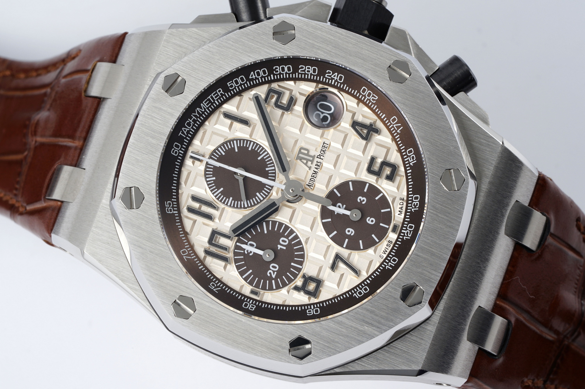 Audemars Piguet Royal Oak Offshore Chronograph 42 mm, Champagne Ref. 26470ST.OO.A801CR.01
