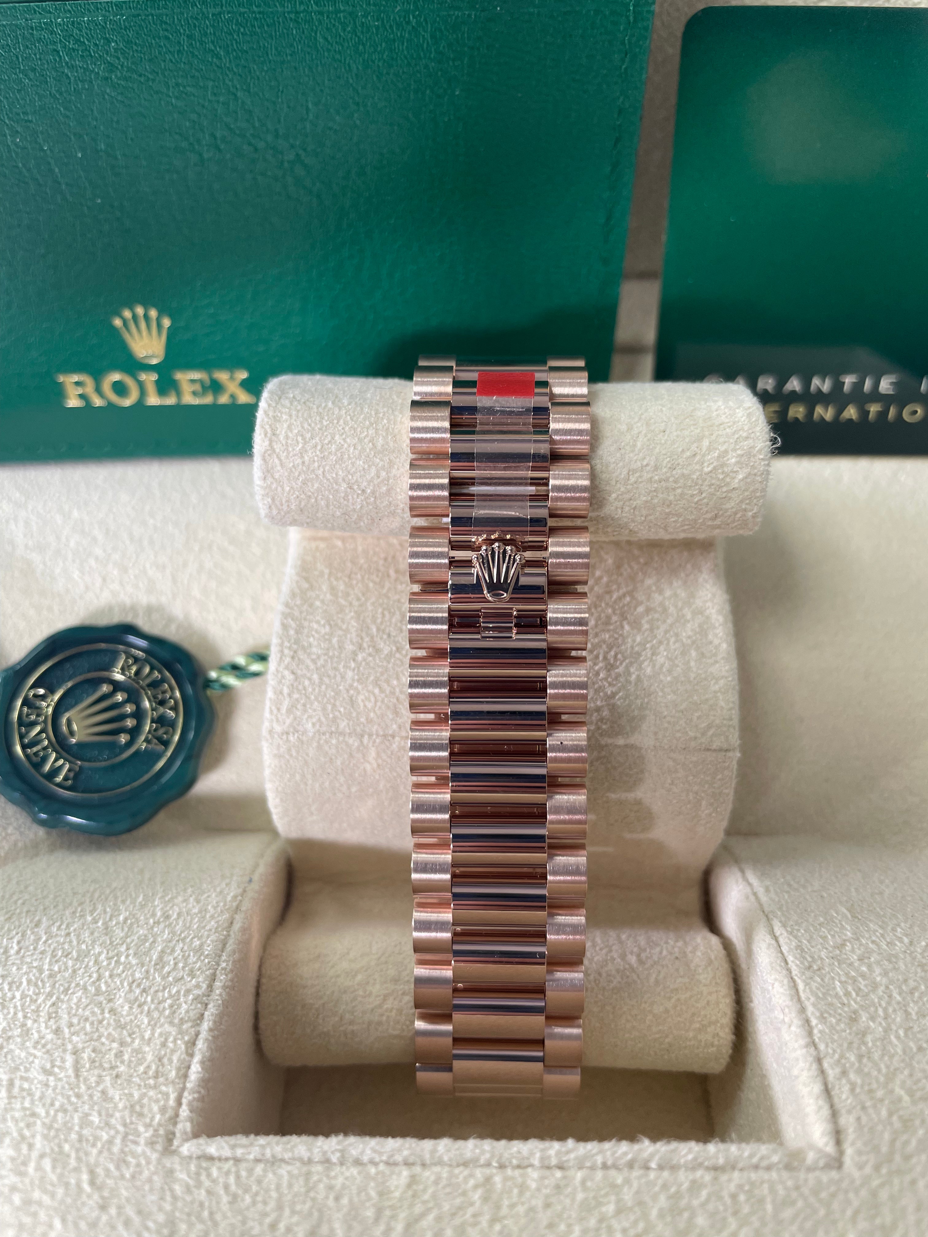 Rolex Everose Gold Day-Date 36 Watch - Fluted Bezel - Brown Ombre�� Diamond Dial - President Bracelet (Ref# 128235)