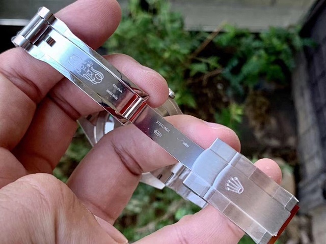 Rolex Oyster Perpetual 41 MM Turquoise Blue Dial Ref.124300 Swiss Clone Movement Replica