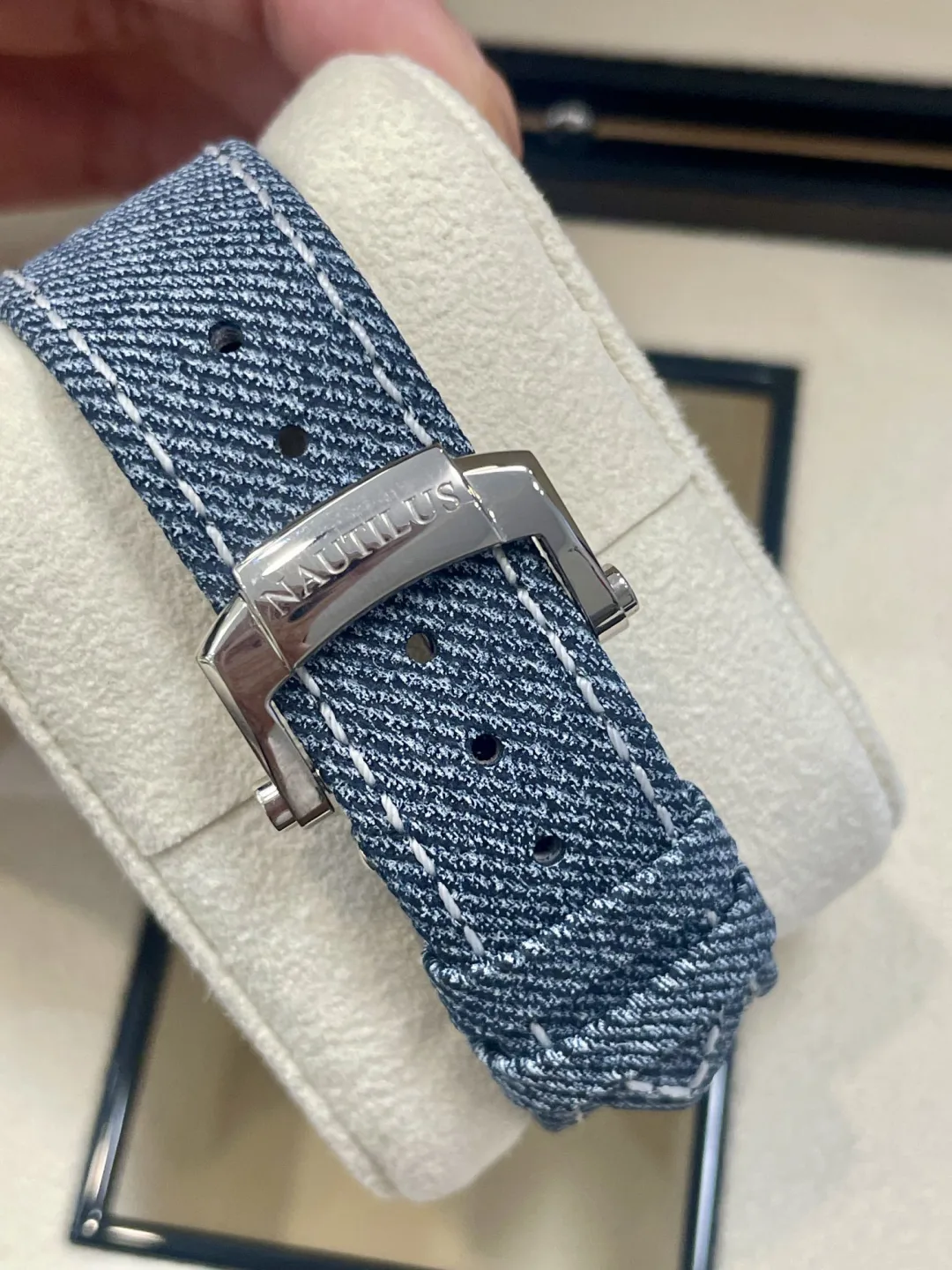 Patek Philippe Nautilus 5980/60G - Nautilus Self-winding