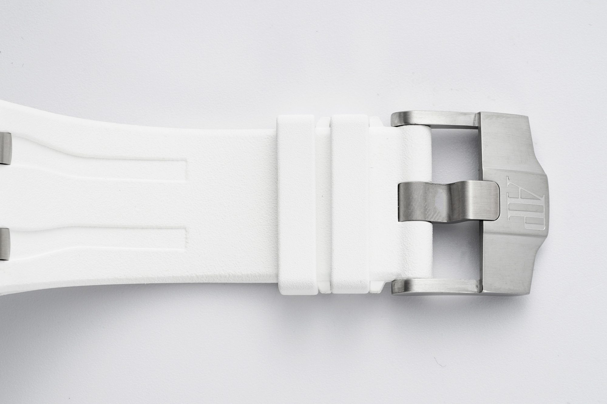 Audemars Piguet Royal Oak Offshore 44 mm, White Ref. 26402CB.OO.A010CA.01