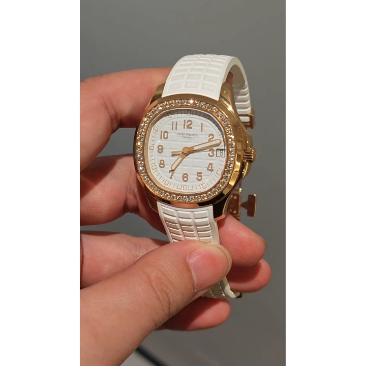 Patek Philippe Aquanaut 5268/200R-001 Replica