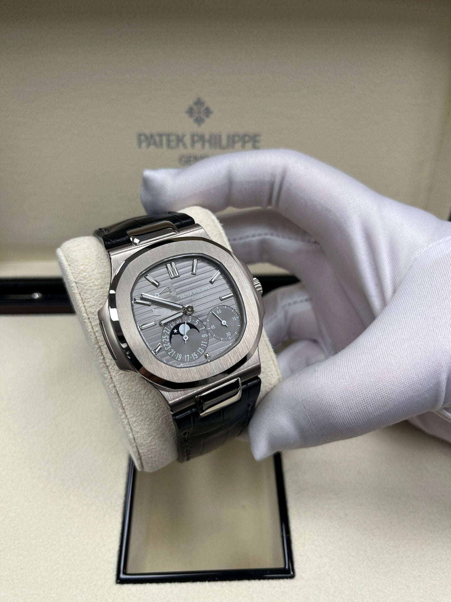 Patek Philippe Nautilus Grey Dial 40mm Ref # 5712G-001