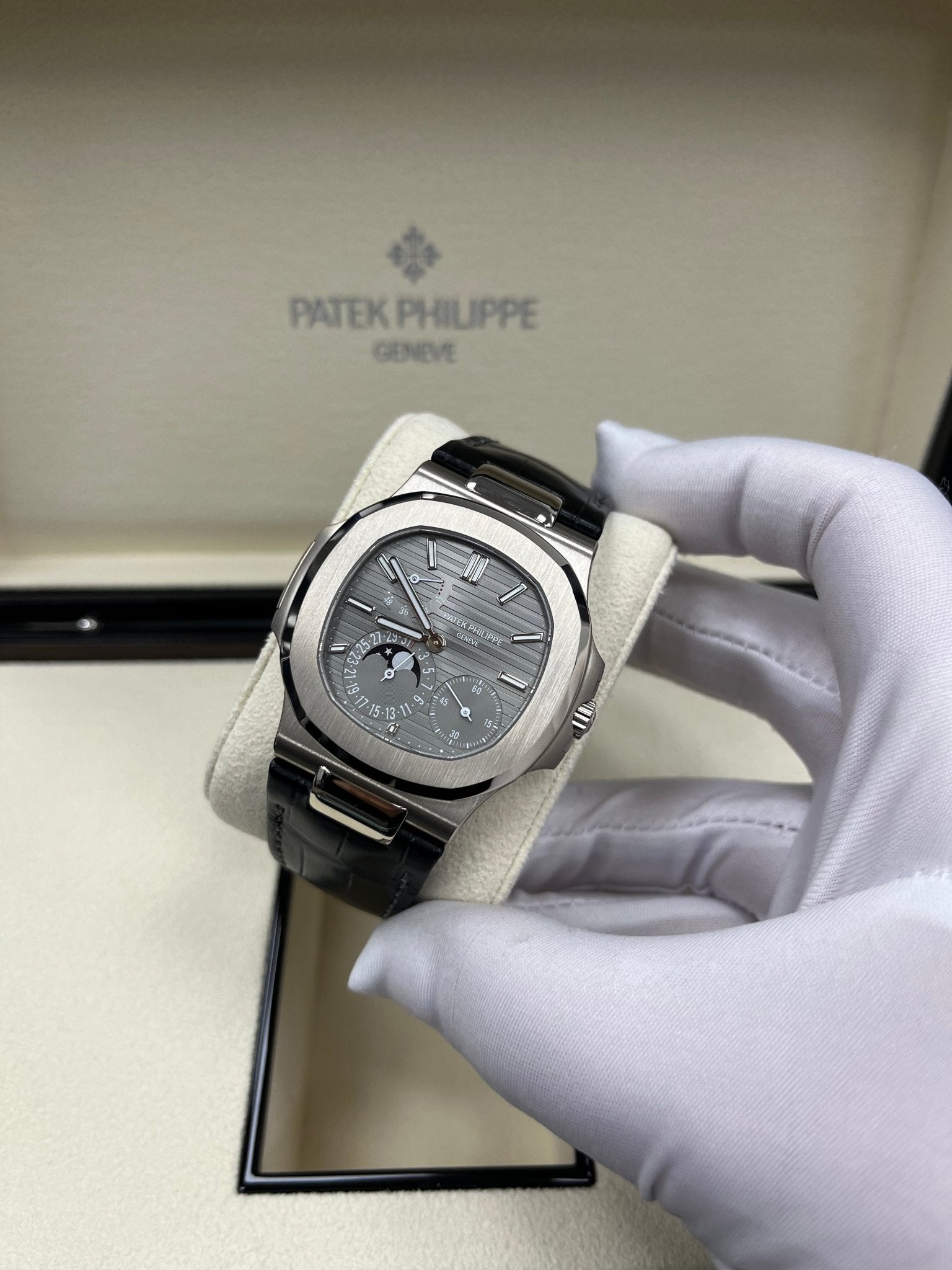 Patek Philippe Nautilus Grey Dial 40mm Ref # 5712G-001