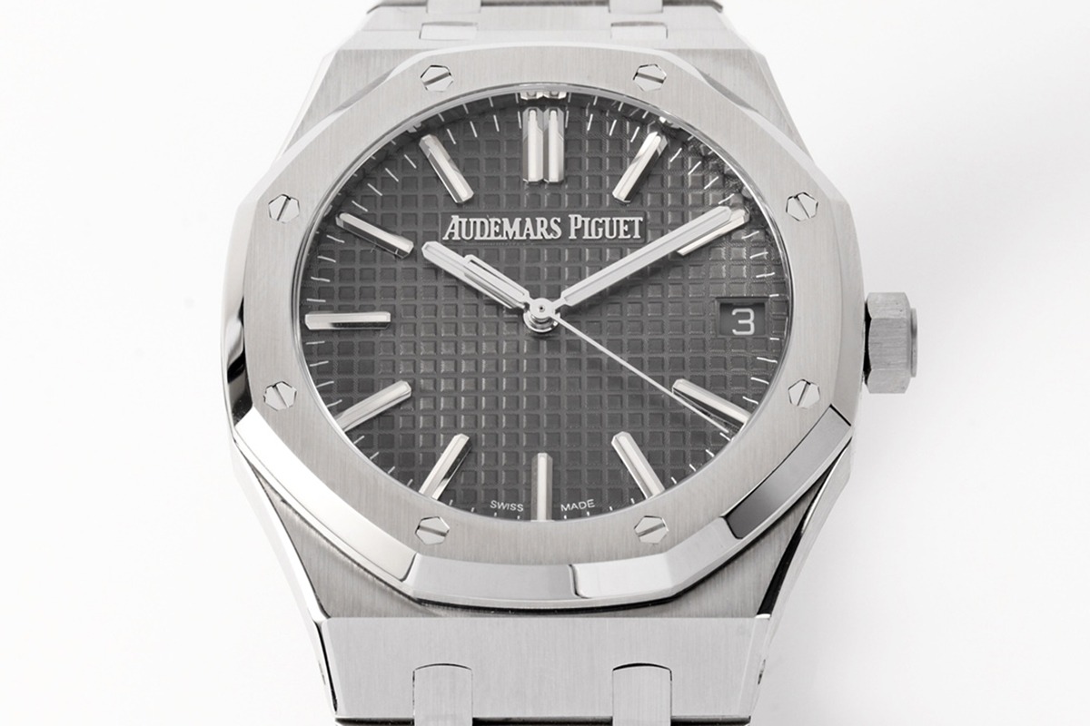 Audemars Piguet Royal Oak 50th Anniversary 41 mm, Gray Ref. 15510ST.OO.1320ST.05