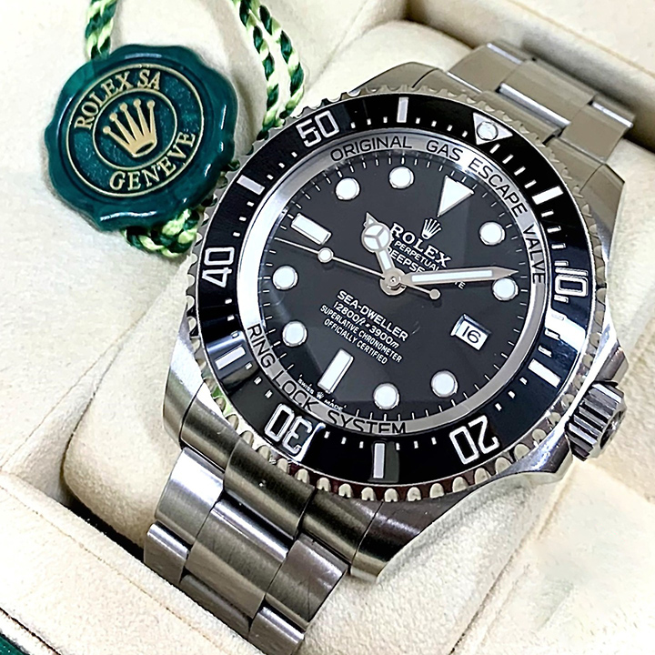 Rolex Sea-Dweller 44mm m126660-0001